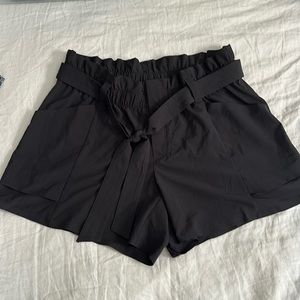 Athleta Women’s Skyline Shorts Black Size 10